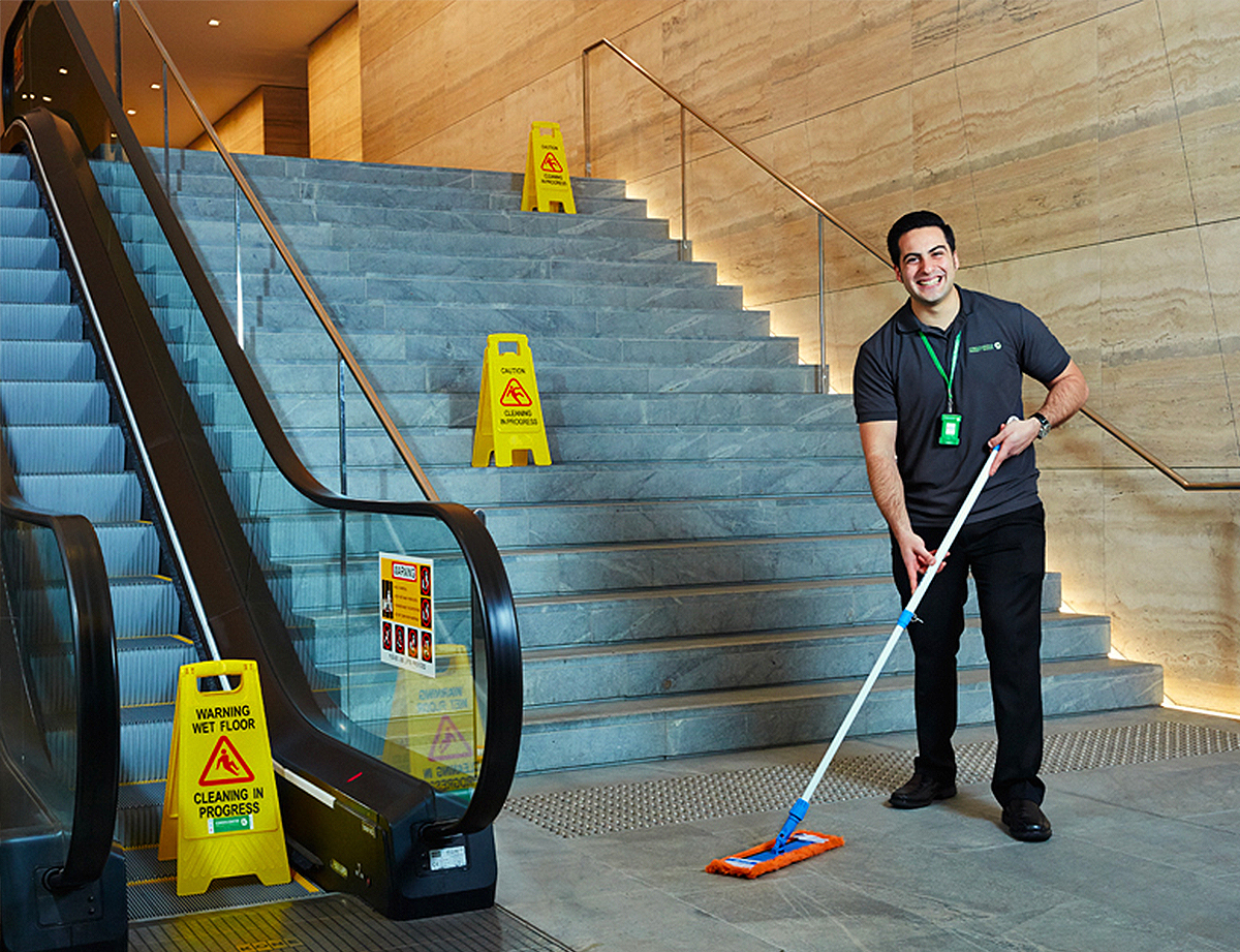 commercial-cleaner-brisbane