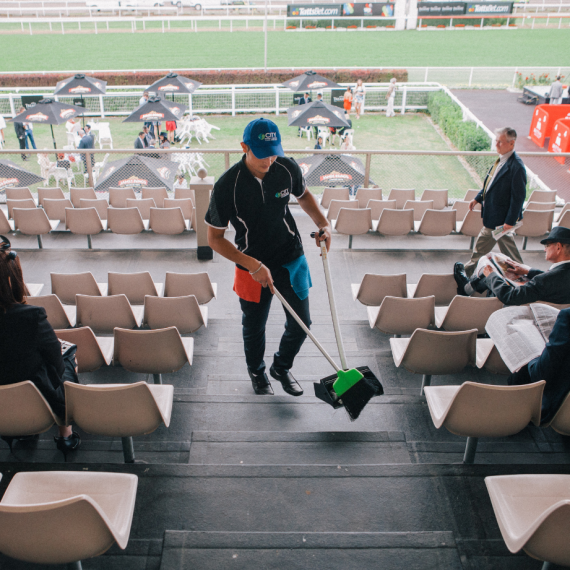 stadium cleaning services